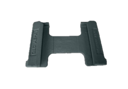 Twist lock and dovetail foundation